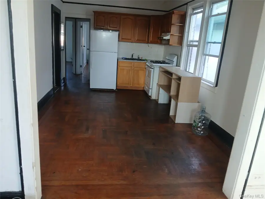 29-37 Gilmore Street, East Elmhurst, NY 11369 - #3