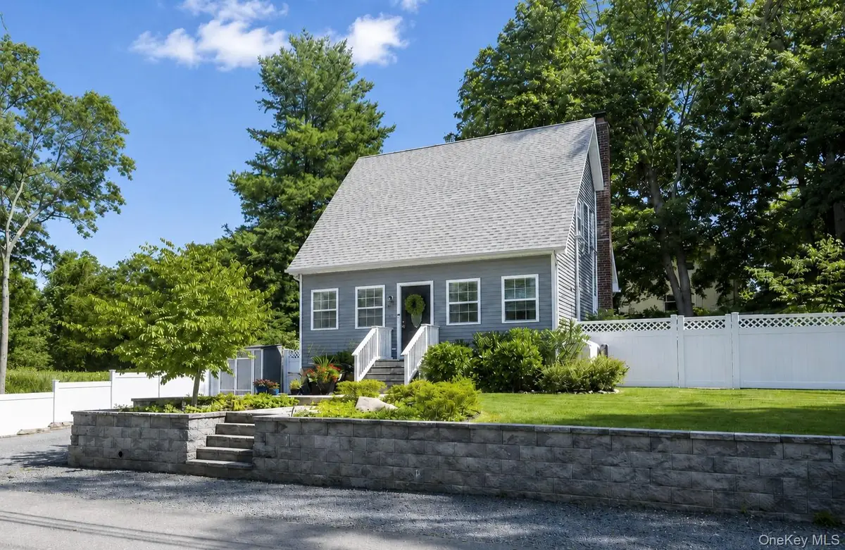 15 Canary Road, Rocky Point, NY 11778 - #1