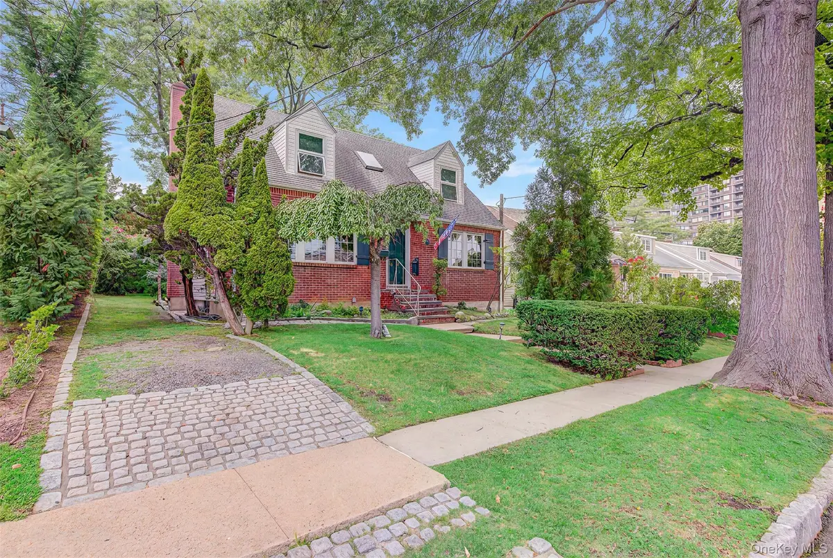 26-20 210th Place, Bayside, NY 11360 - #1