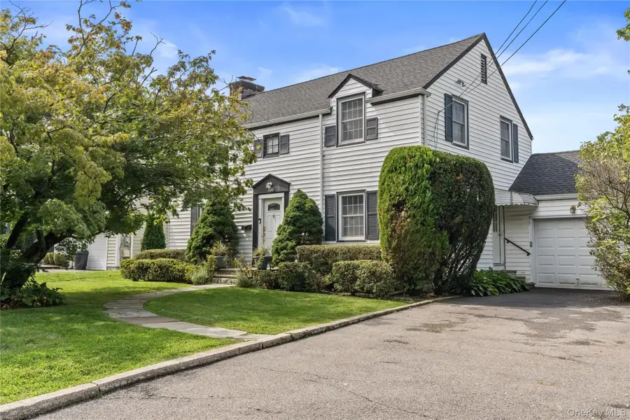 136 Wilmot Circle, Scarsdale, NY 10583 - #2