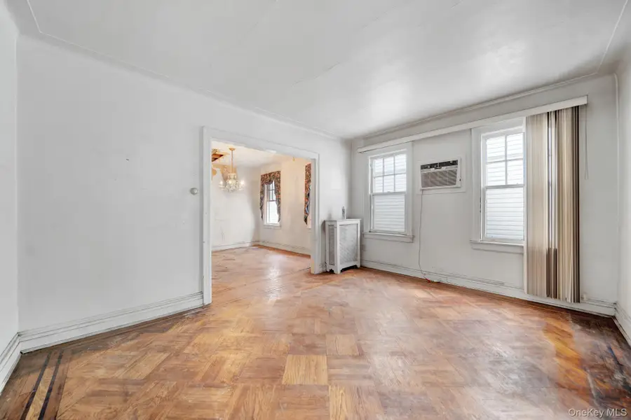 61-43 Wetherole Street, Rego Park, NY 11374 - #3