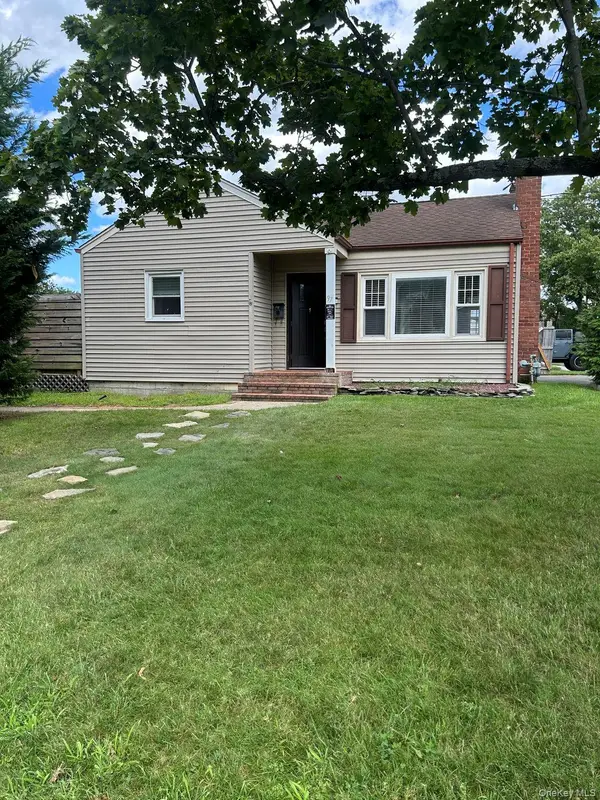 97 Corey Avenue, Blue Point, NY 11715