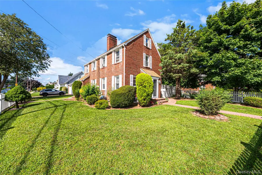 695 Front Street, Hempstead, NY 11550 - #2