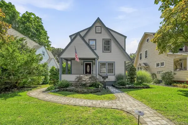 13 Washington Circle, Suffern, NY 10901