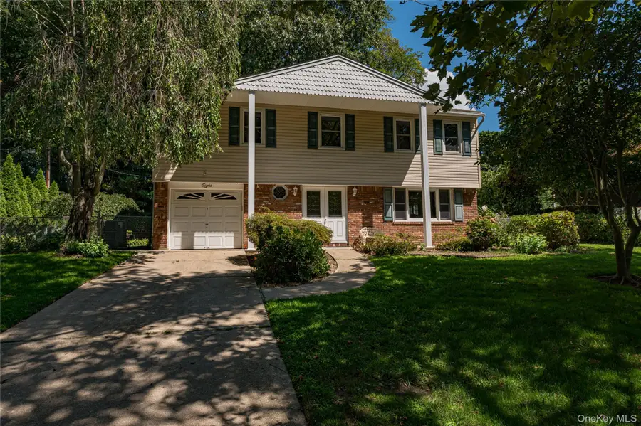 8 Salisbury Drive N, East Northport, NY 11731 - #2