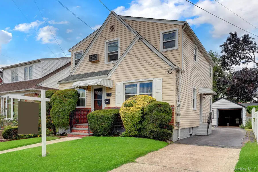 411 New Hyde Park Road, New Hyde Park, NY 11040 - #2