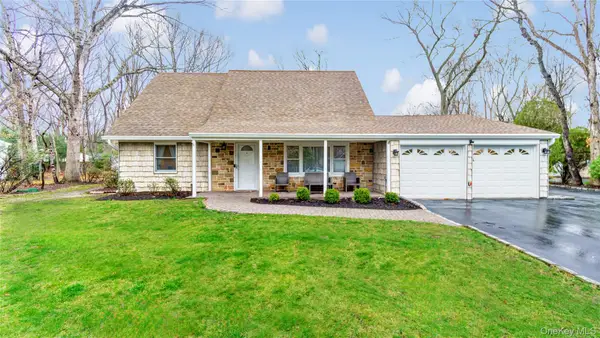 33 Spencer Lane, Stony Brook, NY 11790