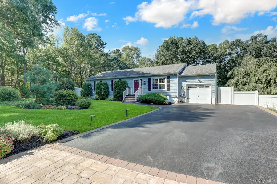 268 Chestnut Street, Port Jefferson Station, NY 11776 - #2