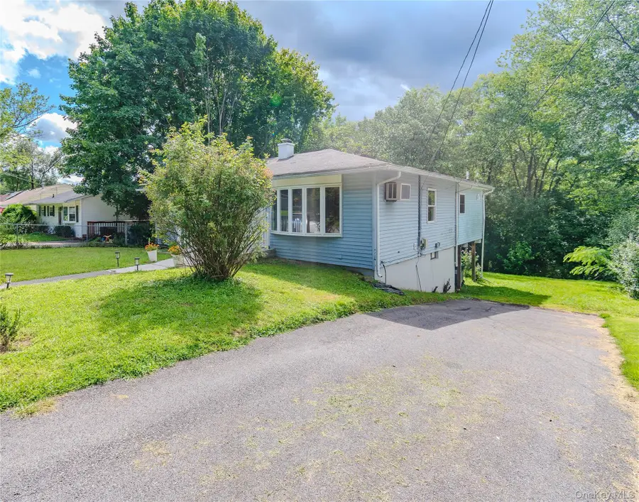 7 Fleetwood Drive, Newburgh, NY 12550 - #3