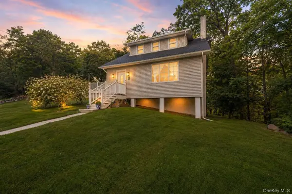 16 Hillside Avenue, Highland Falls, NY 10928