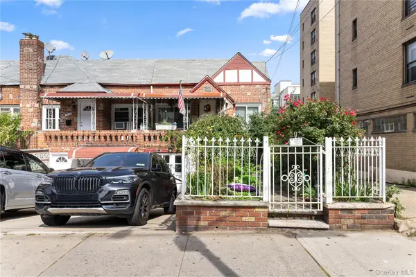 23-29 Broadway, Astoria, NY 11106