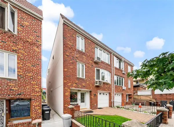 2031 36th Street, Astoria, NY 11105