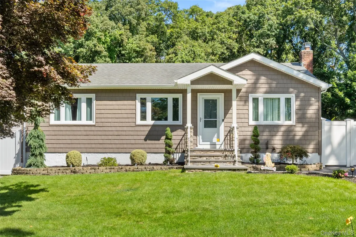 193 Ohls Street, Patchogue, NY 11772 - #1