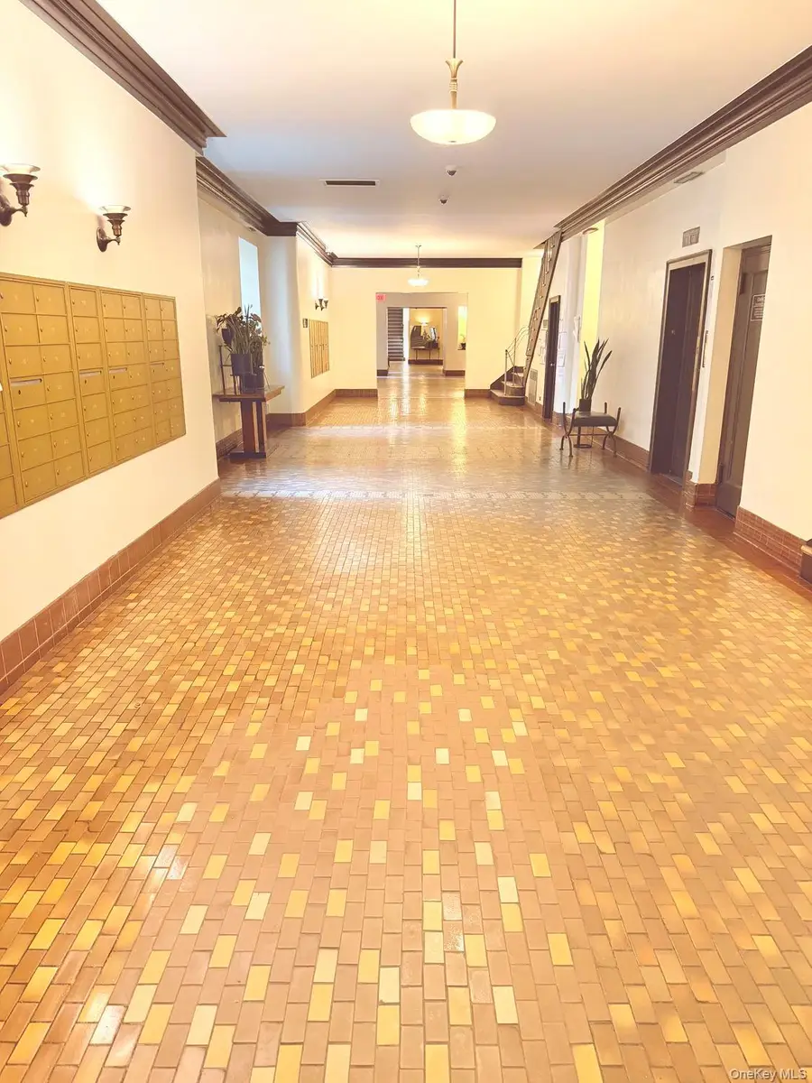 601 Pelham Parkway N #108, Bronx, NY 10467 - #2