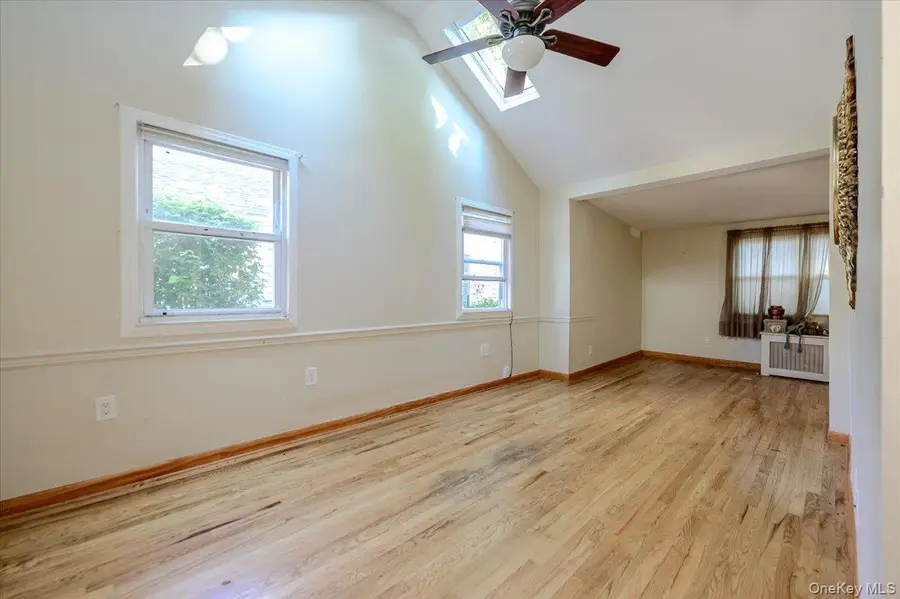 9 Magnolia Place #1, Bronx, NY 10465 - #3