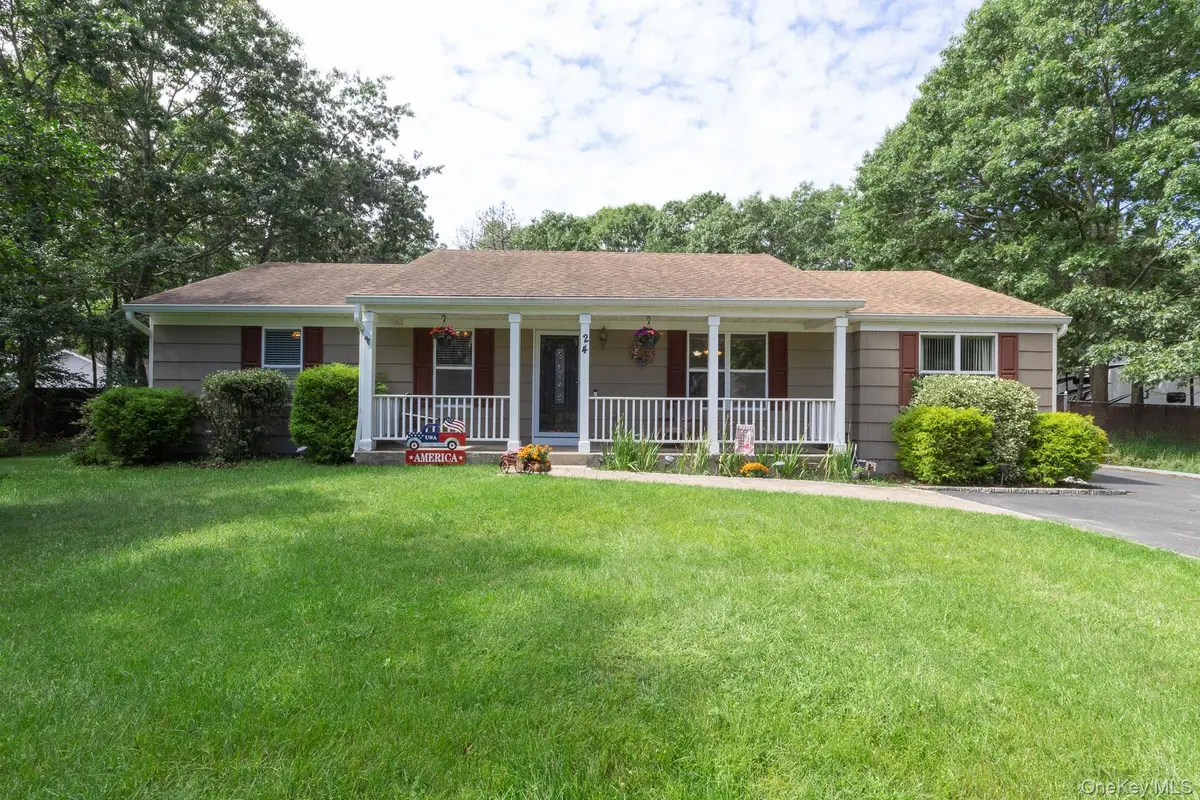 24 Evergreen Drive, Manorville, NY 11949 - #1