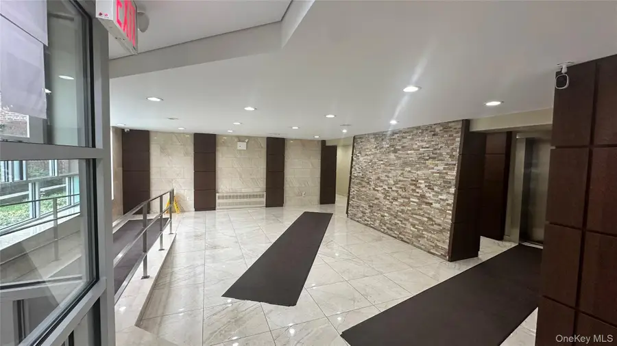 3240 Riverdale Avenue #3J, Bronx, NY 10463 - #3