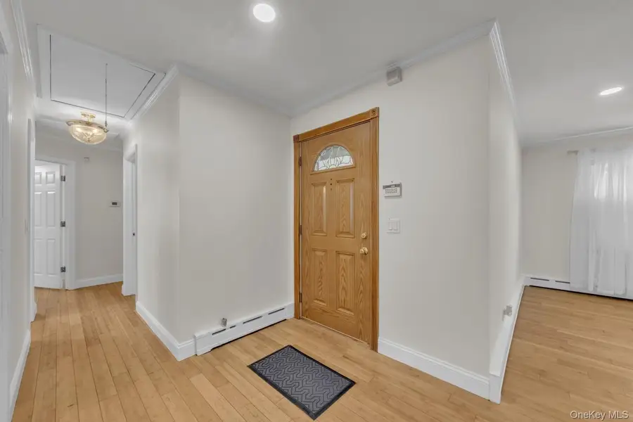 91 Haynes Avenue, West Islip, NY 11795 - #3