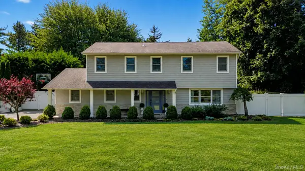 64 Cornflower Lane, East Northport, NY 11731