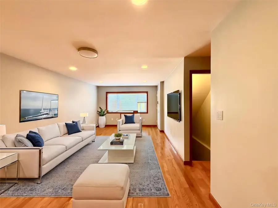 6542 Metropolitan Avenue, Middle Village, NY 11379 - #3