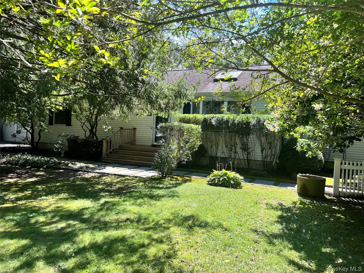 1029 Wading River Manor Road, Manorville, NY 11949 - #1