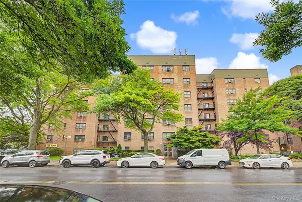 3170 138th Street #5F, Flushing, NY 11354
