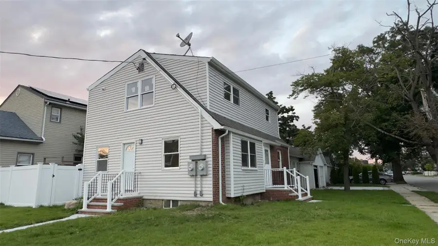 142 Green Street, Valley Stream, NY 11580 - #3