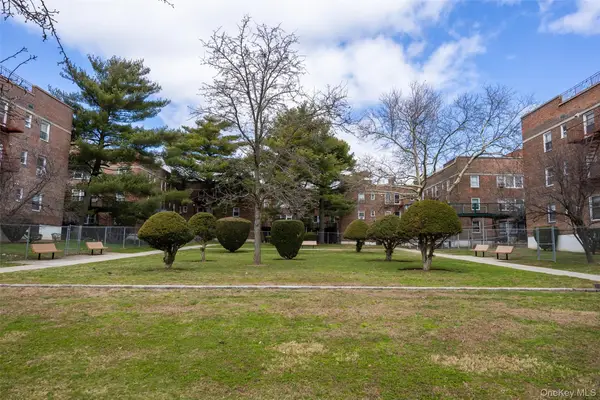 69-12 140th Street #2C, Flushing, NY 11367