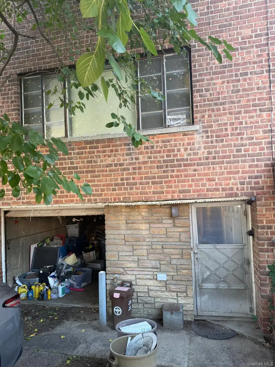 3214 Tenbroeck Avenue, Bronx, NY 10469 - #2