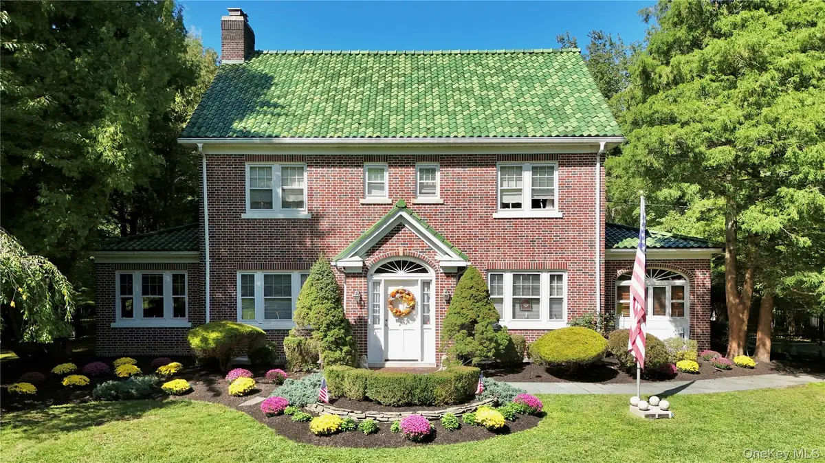 20 Demarest Avenue, West Nyack, NY 10994 - #1
