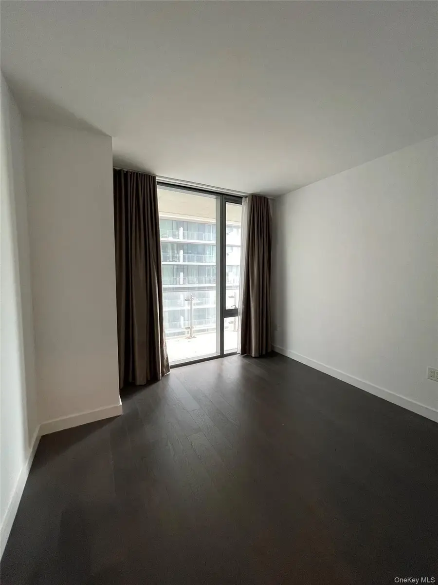 131-05 40th Road #15M, Flushing, NY 11354 - #3