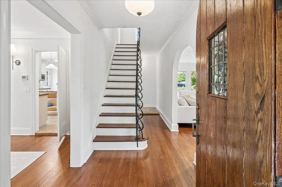 62 Broadfield Road, New Rochelle, NY 10804 - #3