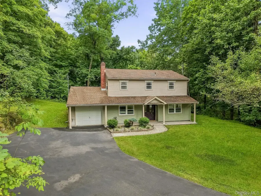 2 Lilac Hill Road, New Windsor, NY 12553 - #2
