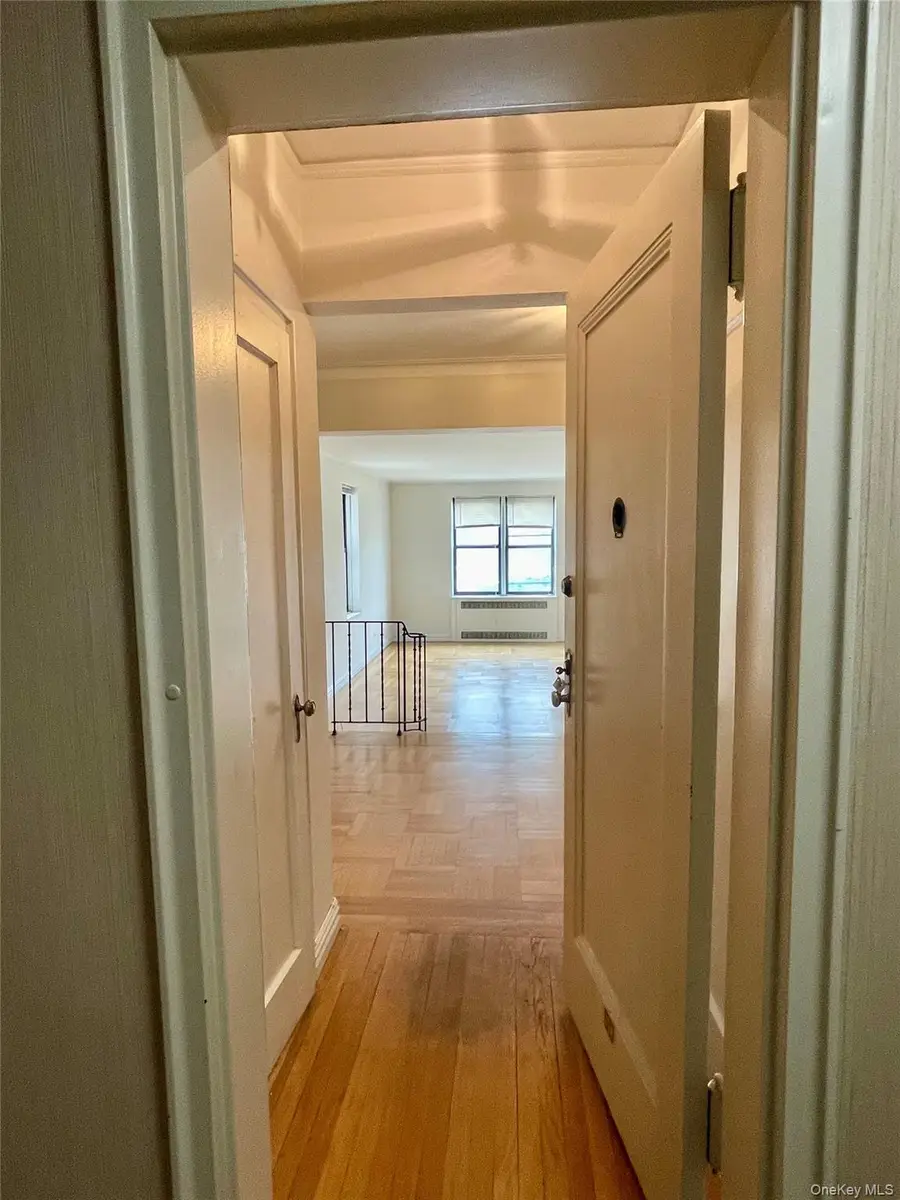 210 Martine Avenue #5D, White Plains, NY 10601 - #2