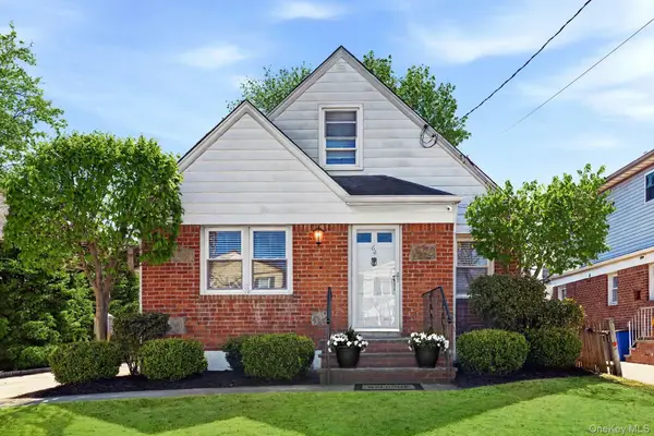 64 W Fenimore Street, Valley Stream, NY 11580