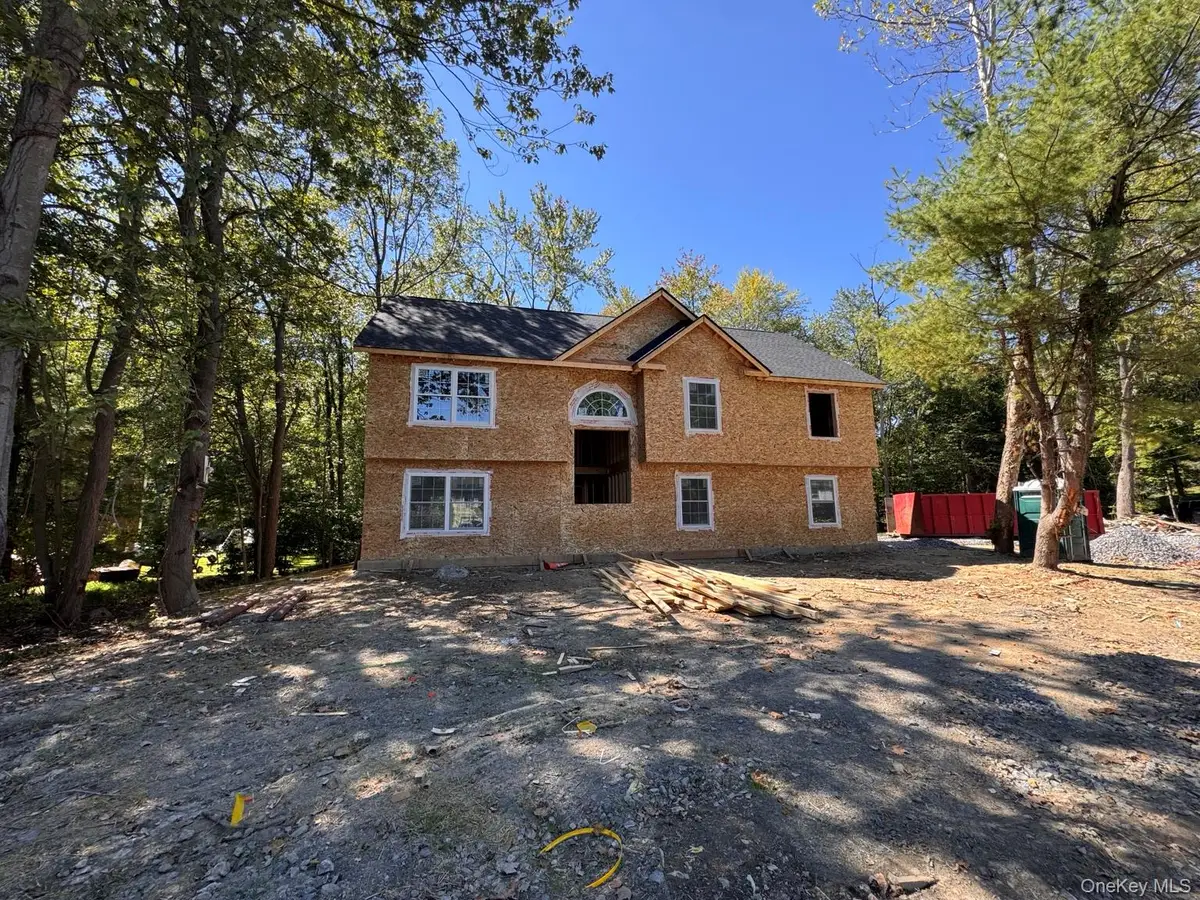 24 Deer Run Road, Poughkeepsie, NY 12603 - #1