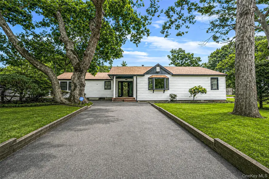 68 Oakdale Avenue, Selden, NY 11784 - #2