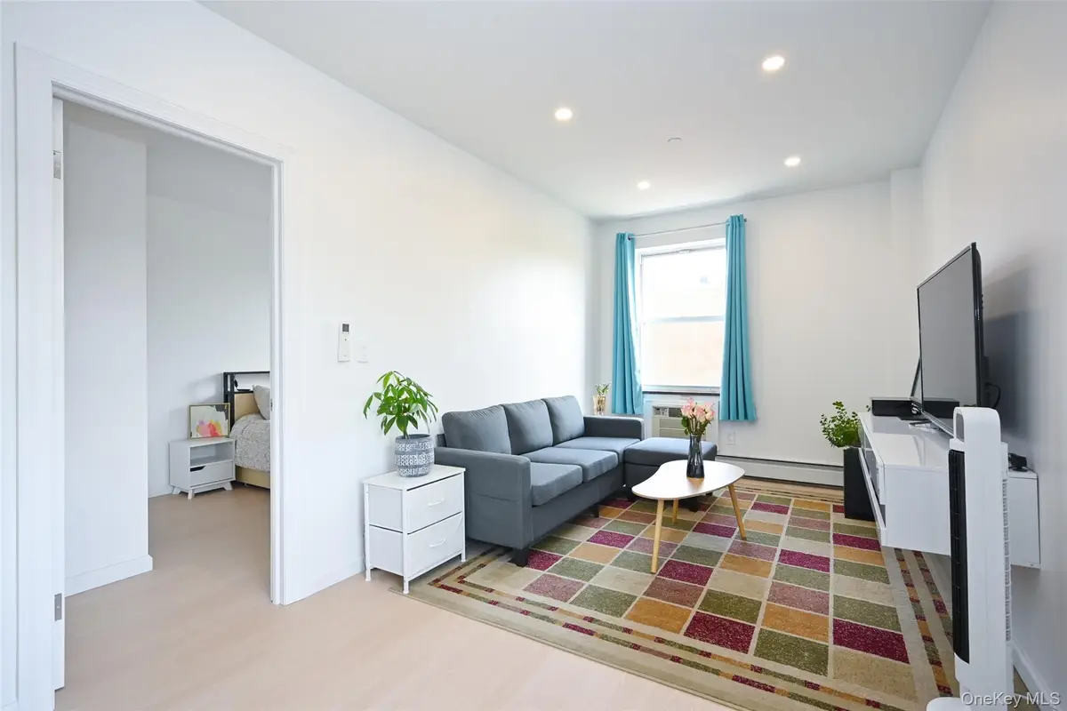 71-77 159th Street #4D, Fresh Meadows, NY 11365 - #1