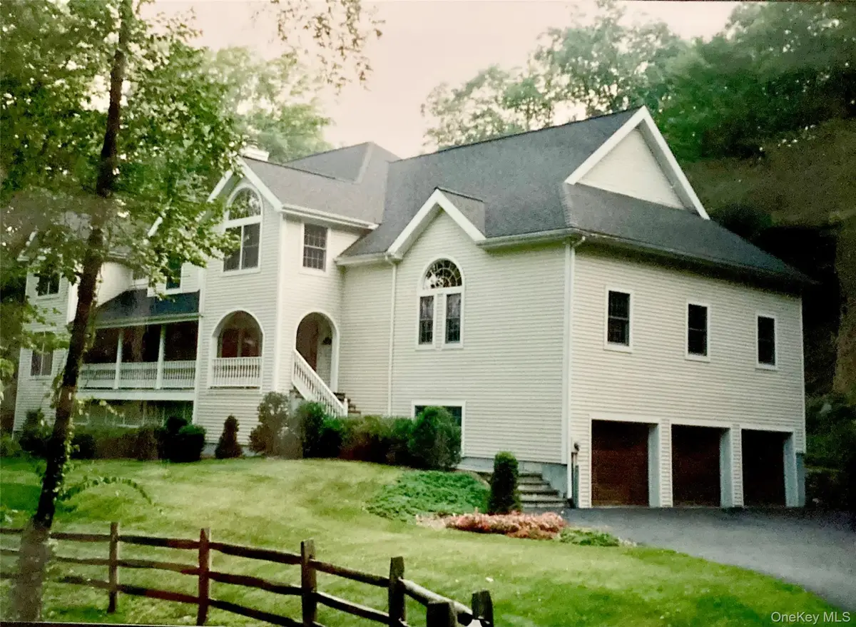 11 Smith Farm Road, Bedford, NY 10506 - #1