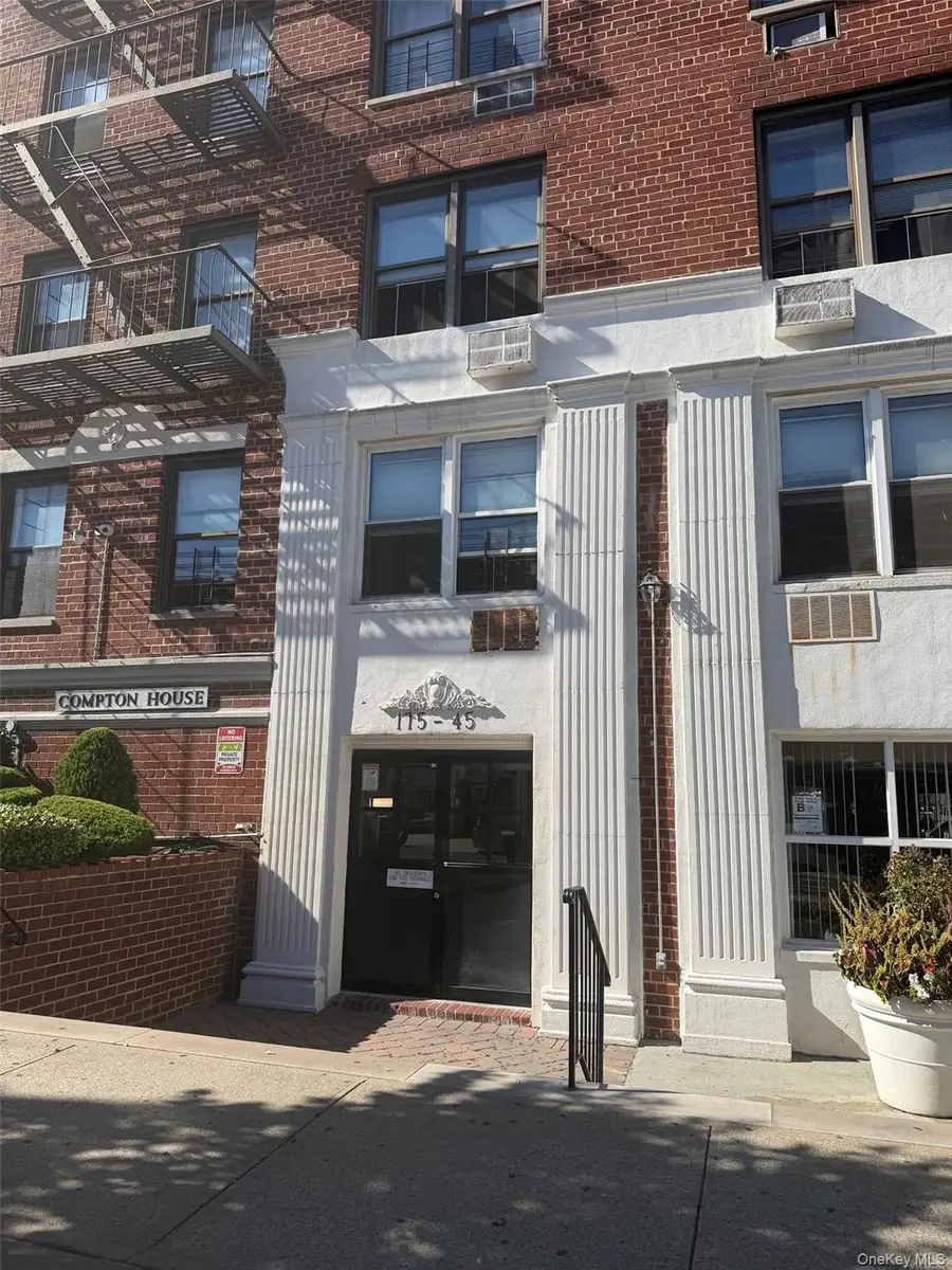 175-45 88 Avenue #2R, Jamaica, NY 11432 - #2