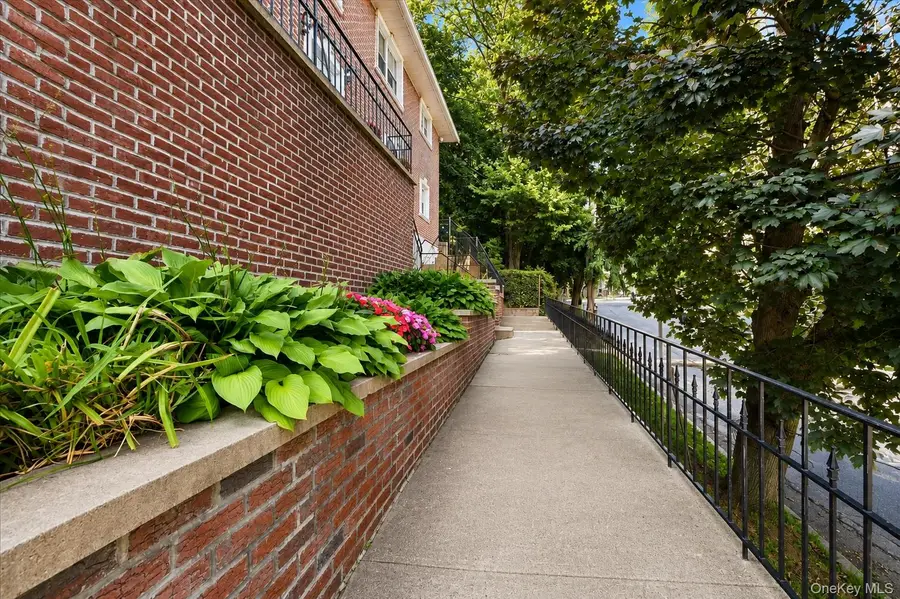 62 Raybrook Rd, Yonkers, NY 10704 - #2