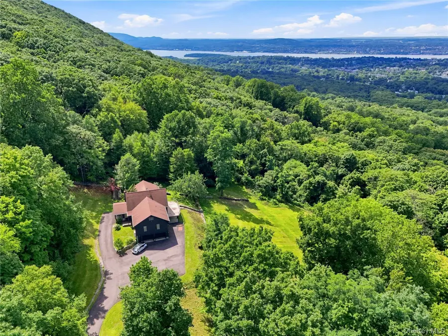 36 Blue Grass Lane, Beacon, NY 12508 - #2