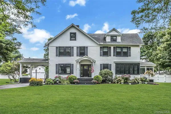 75 S Penataquit Avenue, Bay Shore, NY 11706