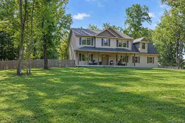 25 Pirog Road, Pine Bush, NY 12566