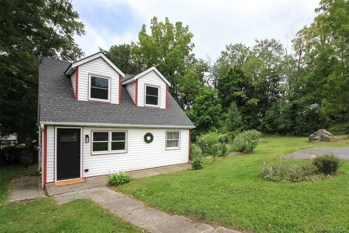 105 White Street, Newburgh, NY 12550 - #1