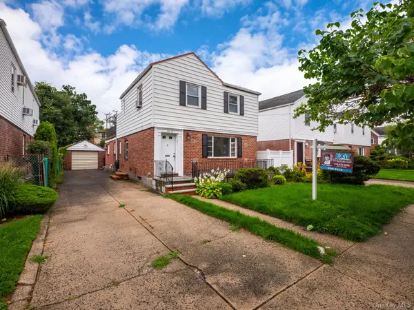 75-19 171st Street, Fresh Meadows, NY 11366