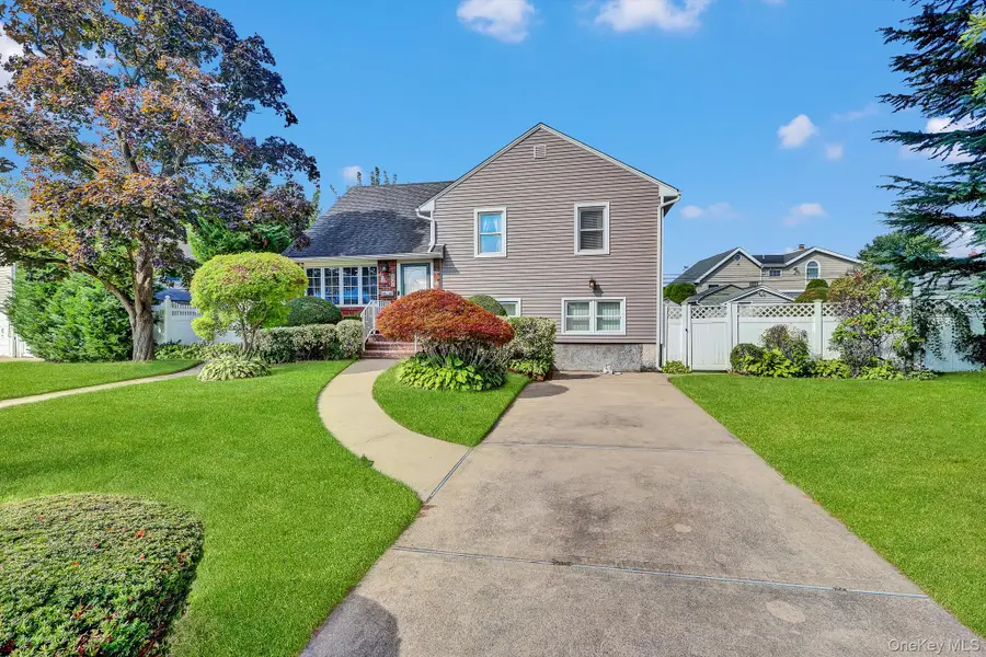 948 Simon Place, Wantagh, NY 11793 - #2