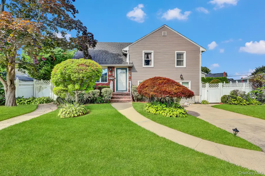 948 Simon Place, Wantagh, NY 11793 - #3