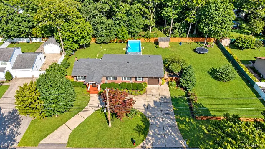 41 Linden Lane, Shirley, NY 11967 - #2