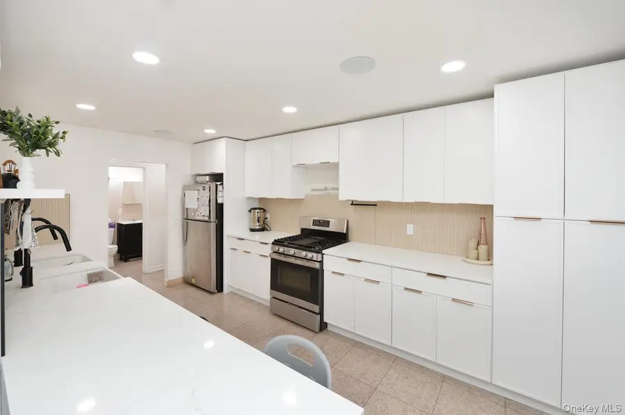232 Kearsing Parkway #G, Monsey, NY 10952 - #2